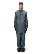 Long Jacket W3 Imperméable long unisex — Rains — Lagoon — porté, vue de face | Appart 17 Bruxelles