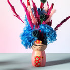 Vase Frida Kahlo en forme de buste — Sass & Belle Europe — Multicolore — en situation 3 | Appart 17 Bruxelles