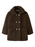 NMFNALO Manteau long en teddy fille — Lil' Atelier — Dark Earth — vue de face | Appart 17 Bruxelles