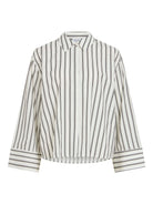 VIPALA Chemise oversize à rayures, liens de serrage au dos — VILA — Snow White Stripes — packshot | Appart 17 Bruxelles