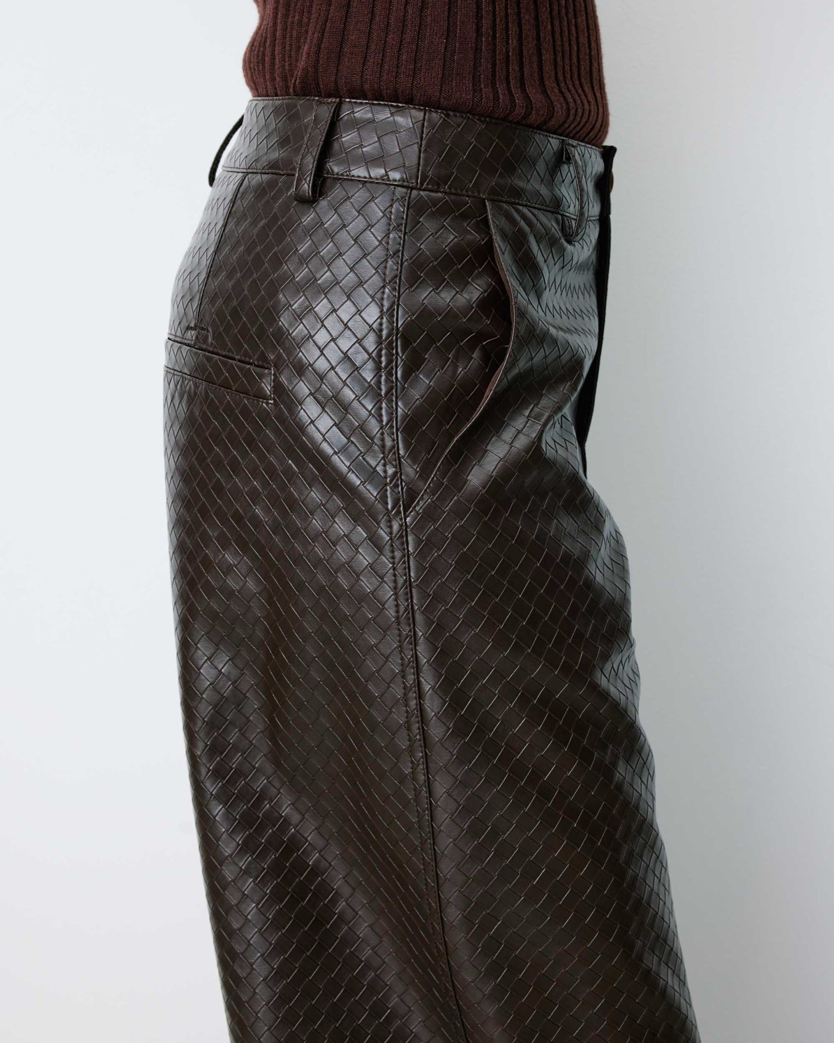 Artius Pantalon large en simili-cuir — Chocolat — vue 4