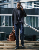 DAVID Jean regular tapered en denim selvedge 13,25 oz — Lee — Xion — porté, en situation 5 | Appart 17 Bruxelles