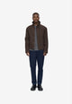 TRENTON Blouson court en lainage 50 % laine, col montant — Minimum — Turkish Coffee — porté | Appart 17 Bruxelles