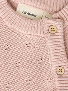 NBNLAGUNA Gilet cache-cœur en maille bébé — Lil' Atelier — Adobe Rose — autre vue 5 | Appart 17 Bruxelles