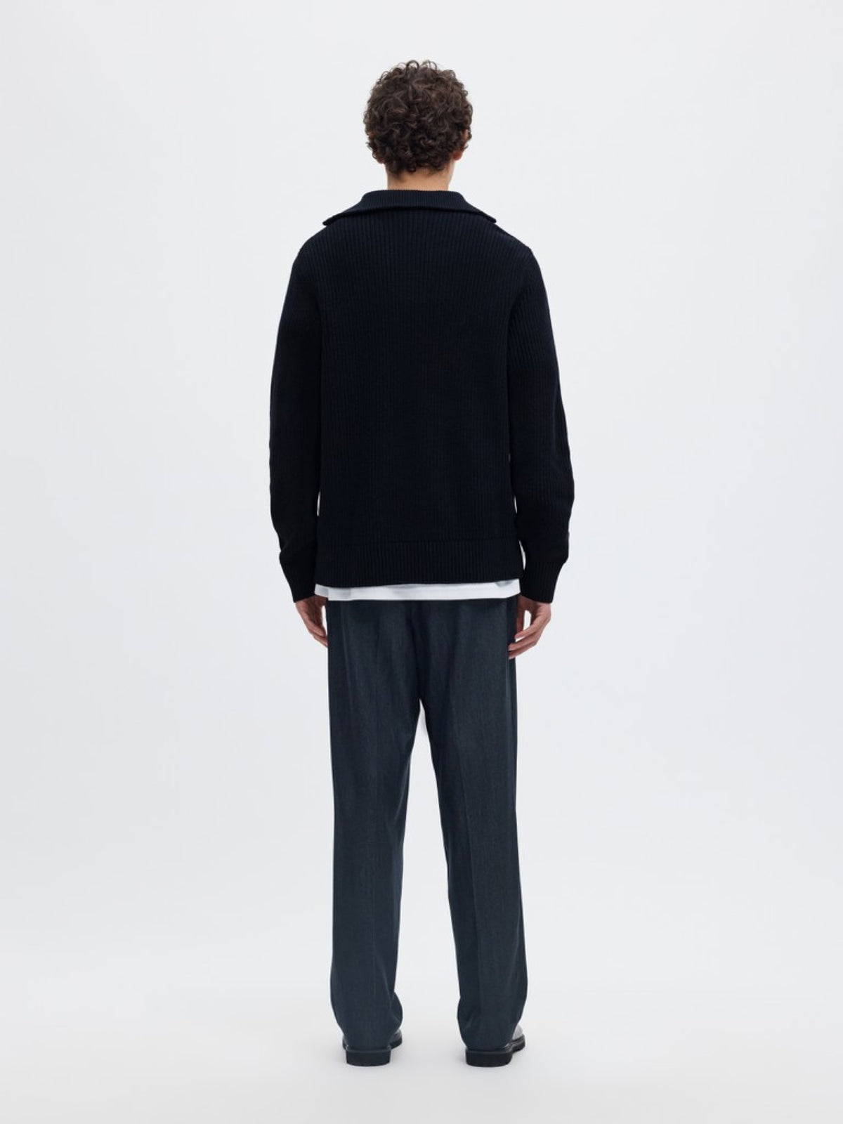 SLMPIM Pull demi-zip en coton bio, col montant — Selected Homme — Sky Captain — porté, de dos 5 | Appart 17 Bruxelles
