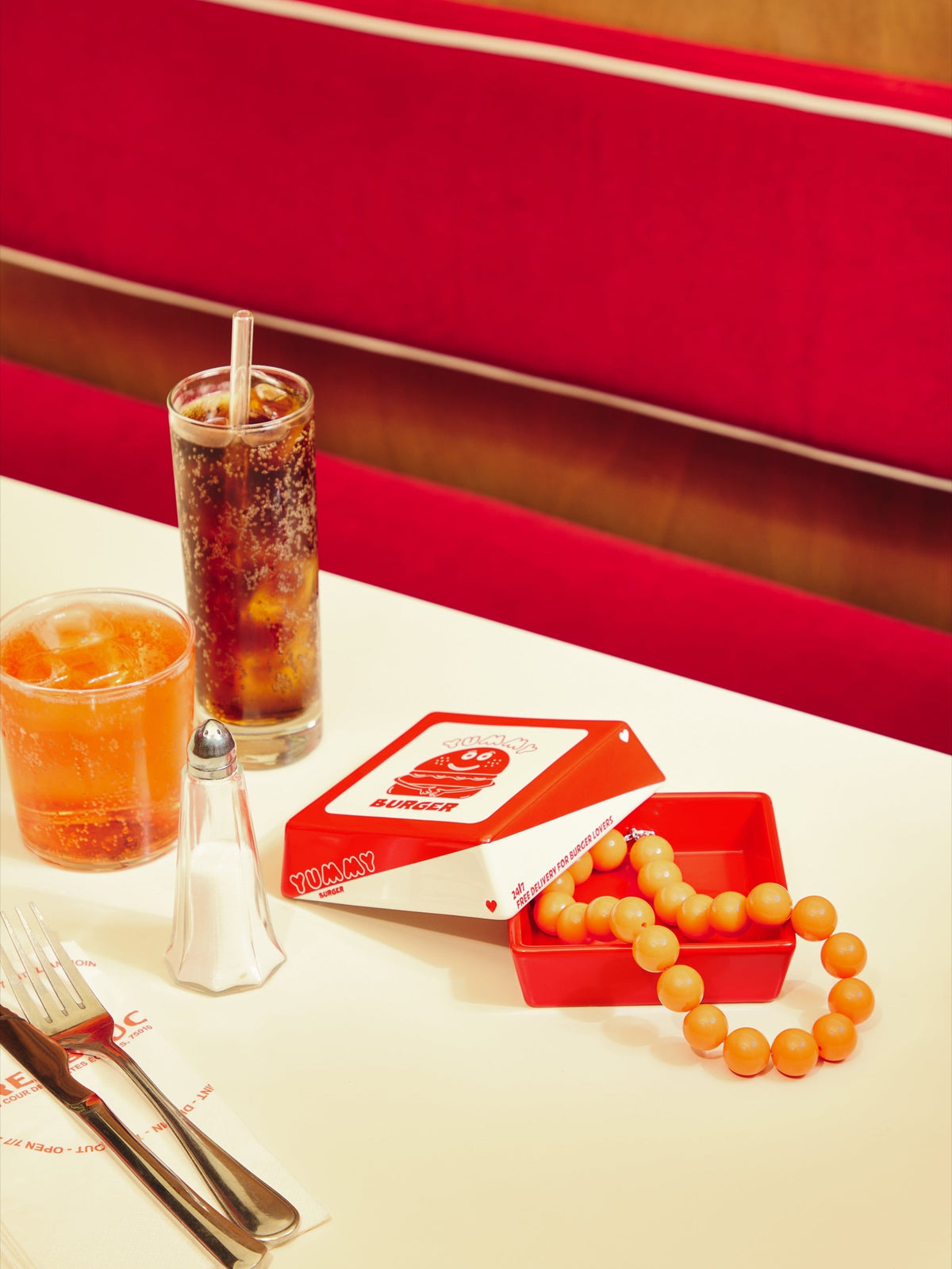 Fluid Market Burger Box boîte vide-poche en céramique — Fluid Market — Rouge — packshot, coffret 3 | Appart 17 Bruxelles