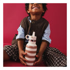 Gourde isotherme enfant 350 ml — Atelier Wagram — Rayures marron — autre vue 4 | Appart 17 Bruxelles