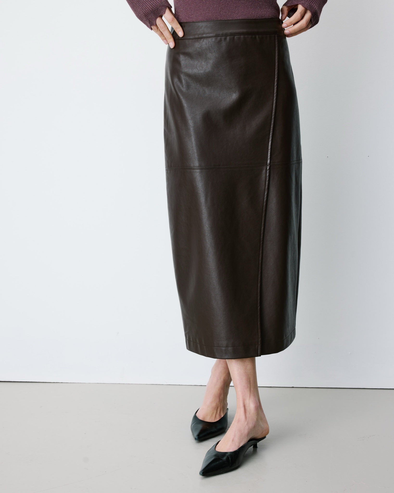 Aenor Jupe midi en simili-cuir — Chocolat — vue 3