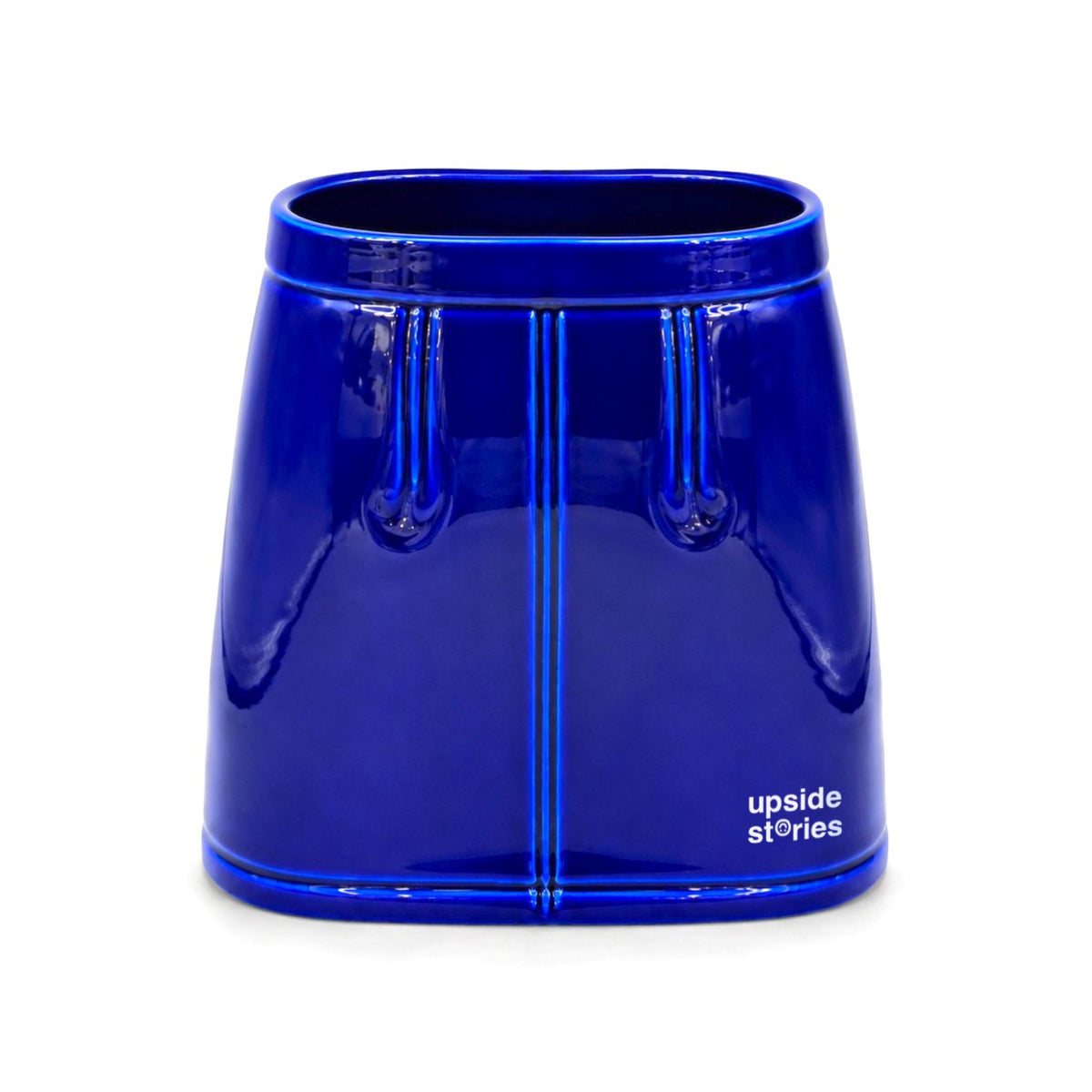 Vase Mini-jupe en céramique bleue — Upside Stories — Bleu — mise en situation 5 | Appart 17 Bruxelles