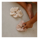 Chouchou en gaze de coton — Atelier Wagram — Petits carreaux — autre vue 2 | Appart 17 Bruxelles