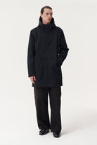 TERROR WEATHER Parka imperméable isolée MEIDA 150 g — Welter Shelter — Black — porté 2 | Appart 17 Bruxelles