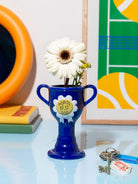 Vase trophée XS en céramique — DOIY — World's best dad — en situation | Appart 17 Bruxelles