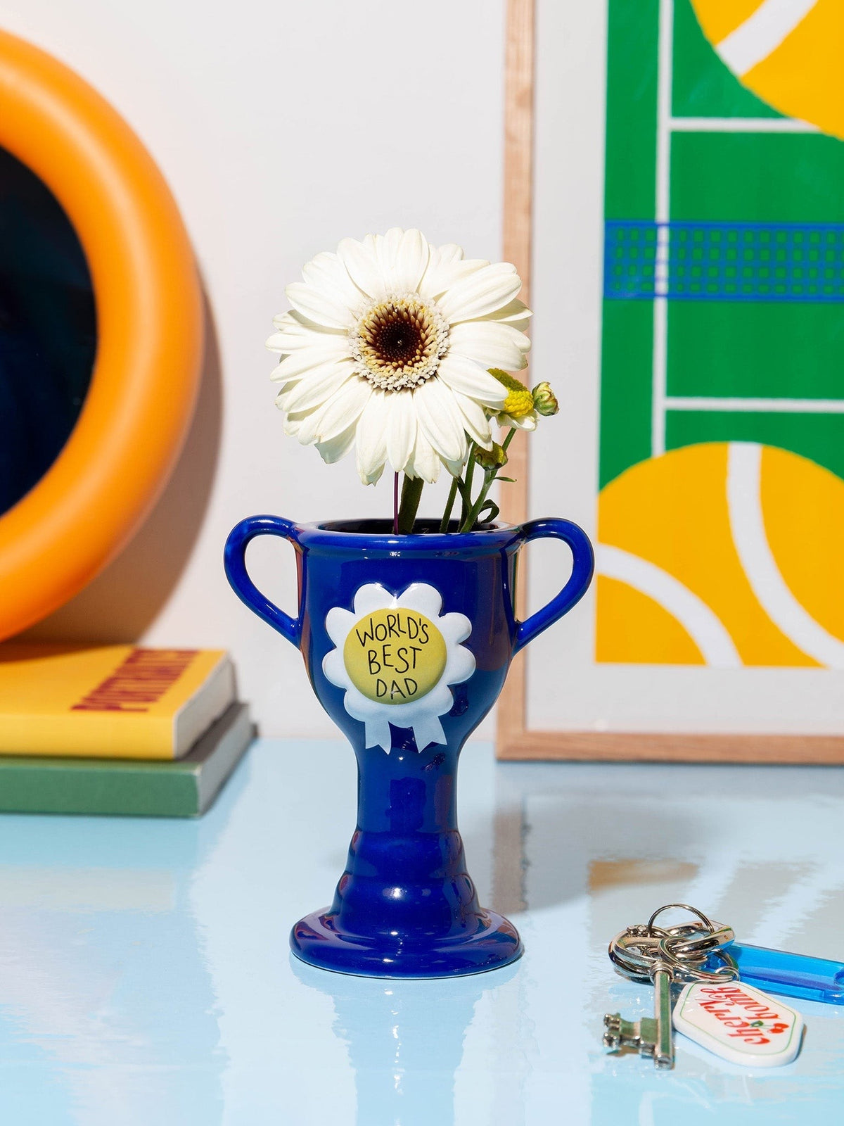 Vase trophée XS en céramique — DOIY — World's best dad — en situation | Appart 17 Bruxelles