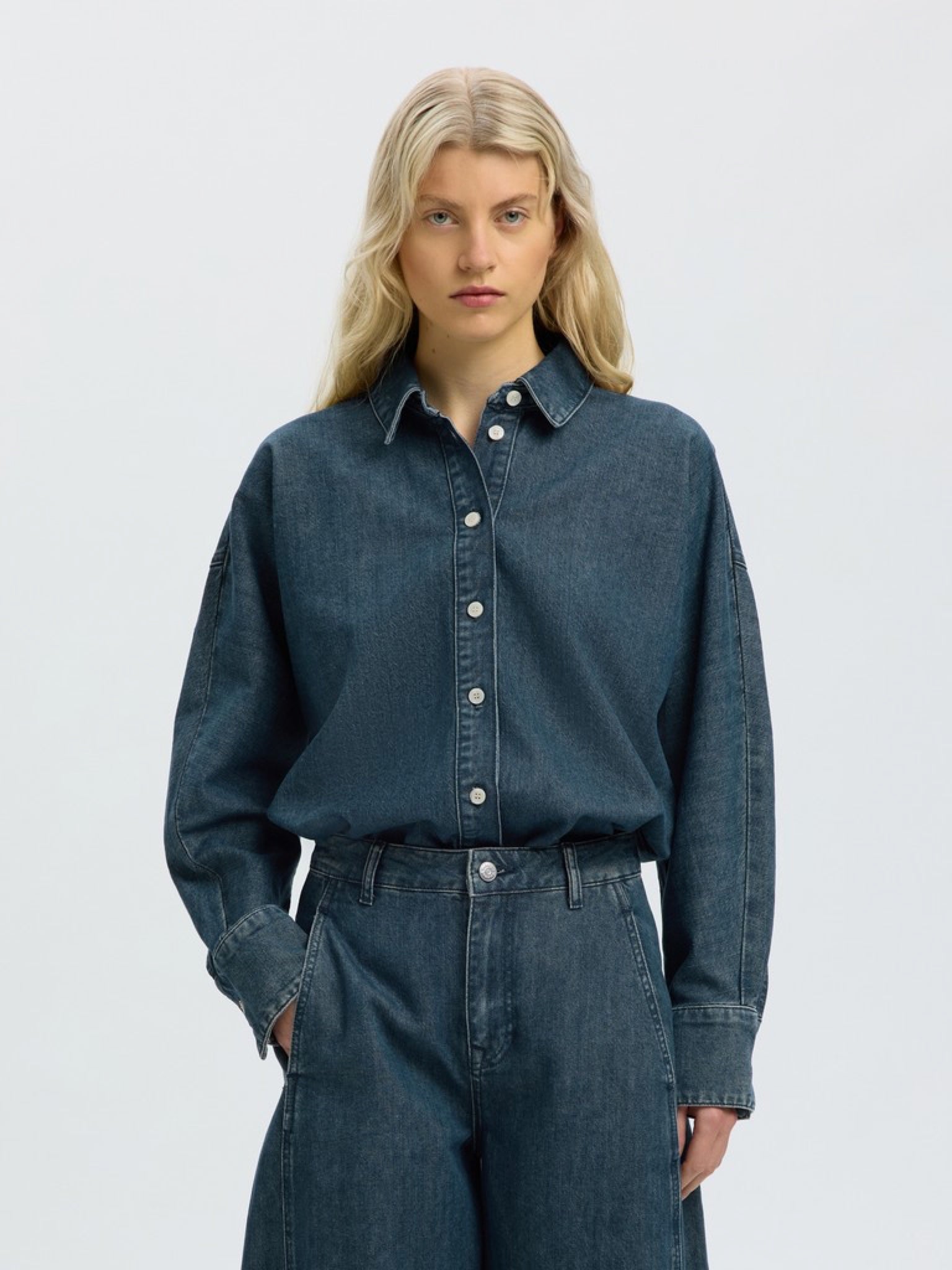 SLWBELLA Chemise en jean manches chauve-souris — Medium Blue Denim — vue 2