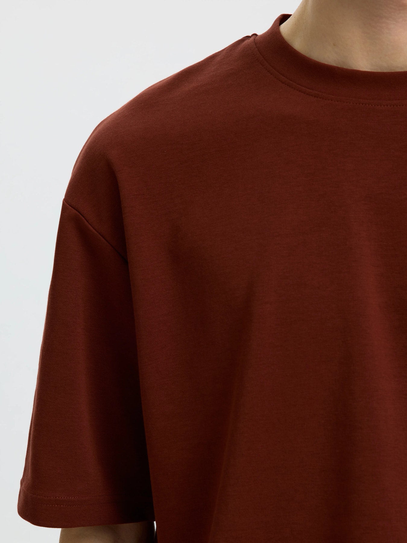 SLMLOOSEOSCAR SS O-NECK TEE NOOS - F_16094143_M_5118012_Detail.jpg