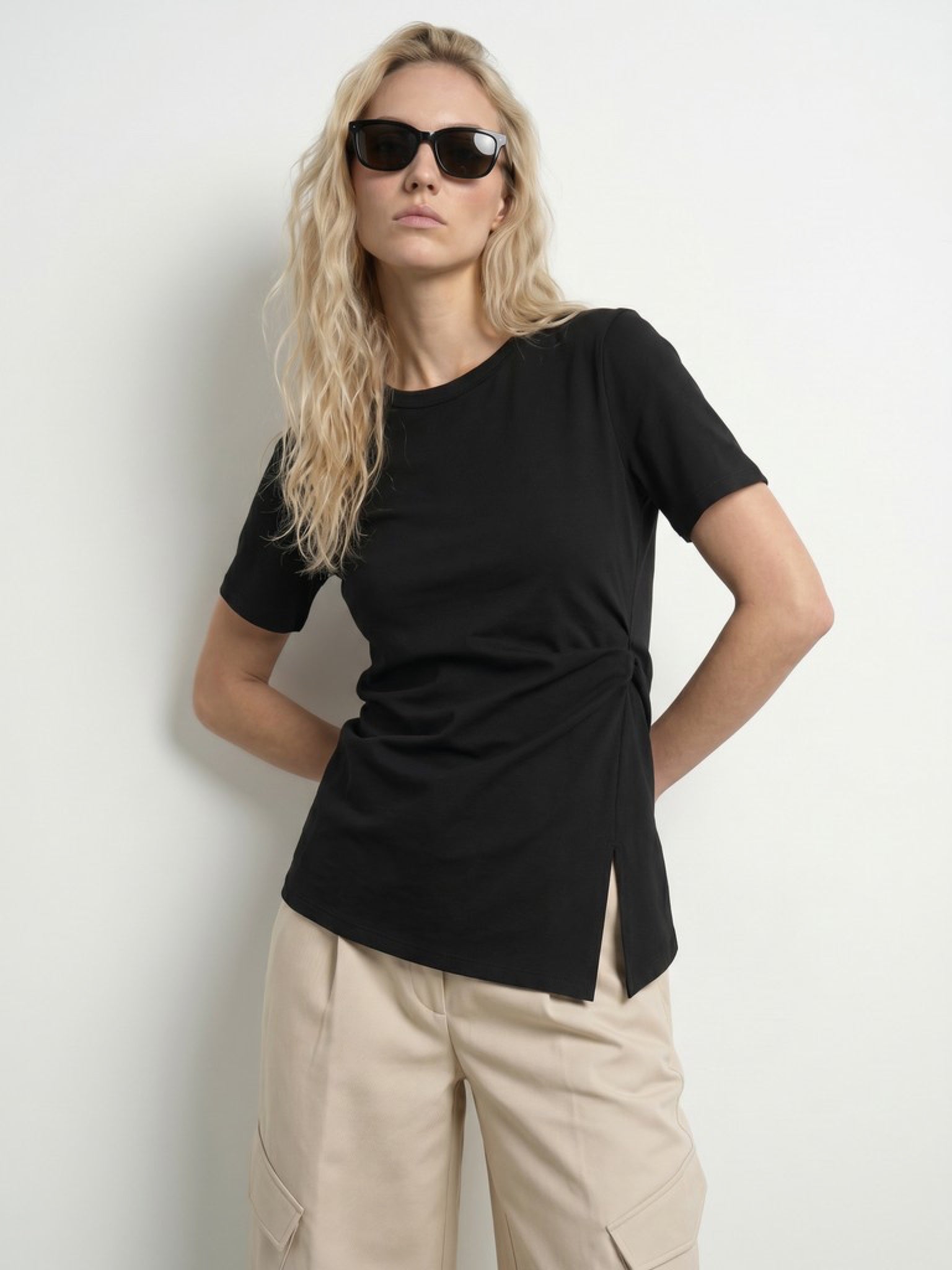 HDRIVA Top drapé Noir – HYPEDROP | Appart 17