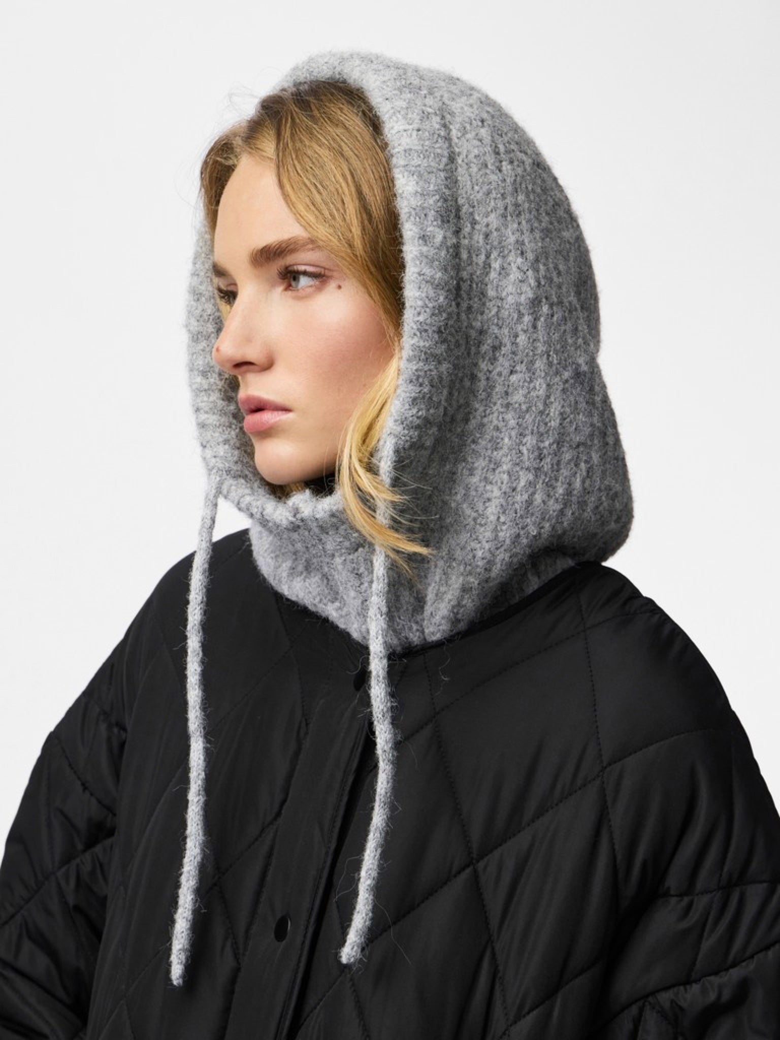 PCNAMBI Cagoule — Light Grey Melange & Black & Incense | Appart 17
