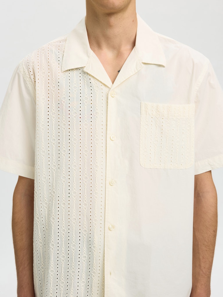 SLHRLXJAX BRODERIE SS SHIRT - SELECTED-MEN_Springsummer_4944036_16092789_5.jpg