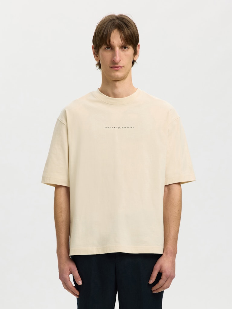 SLHRELAXNORMAN LICENSE SS TEE - SELECTED-MEN_Springsummer_4994640_16101616_3.jpg