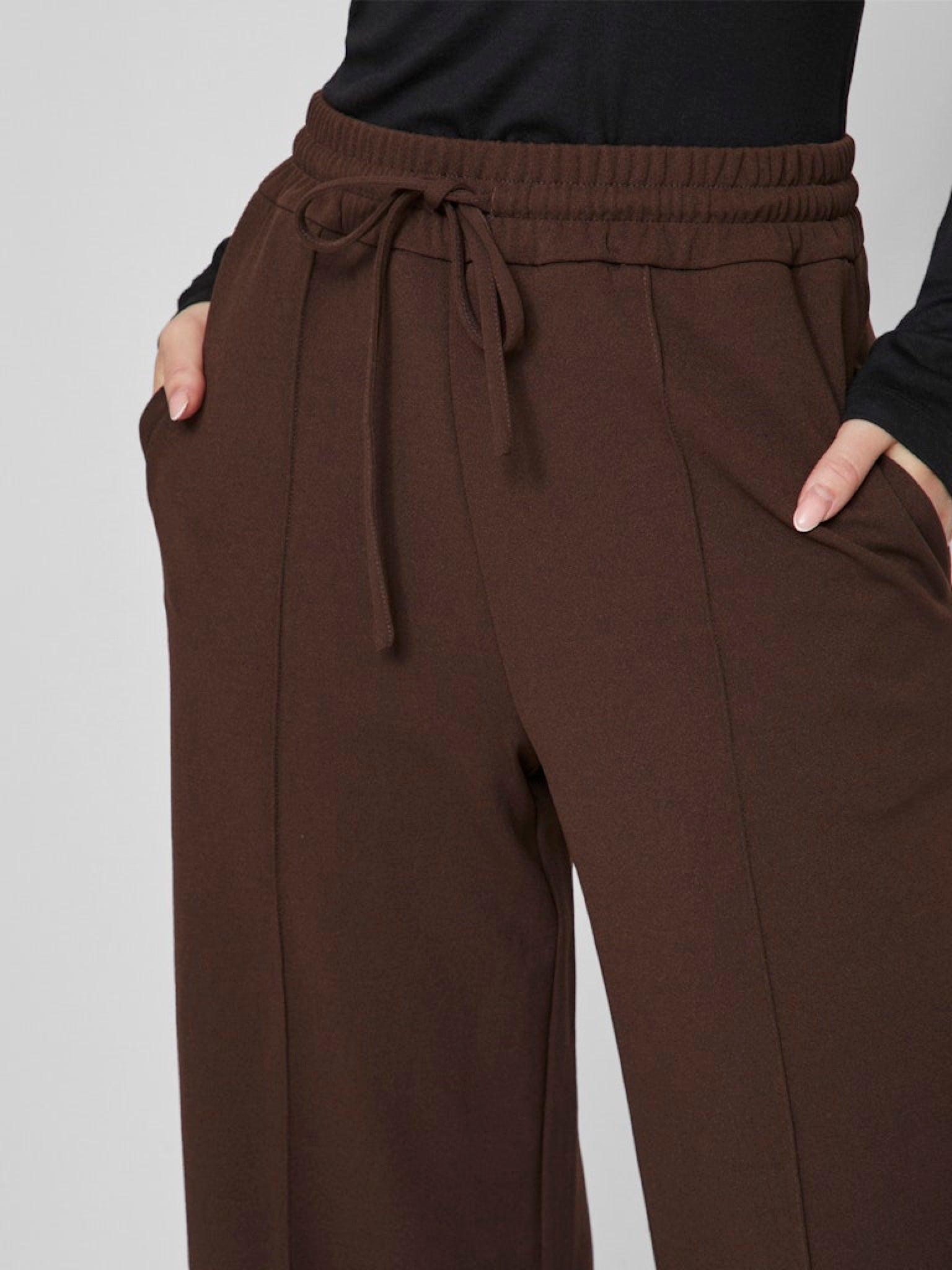 VICLUA Pantalon large taille haute Coffee Bean – VILA | Appart 17