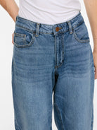VIBRADY Jean — Medium Blue Denim Wash 009 & Black Denim Wash 501 | Appart 17