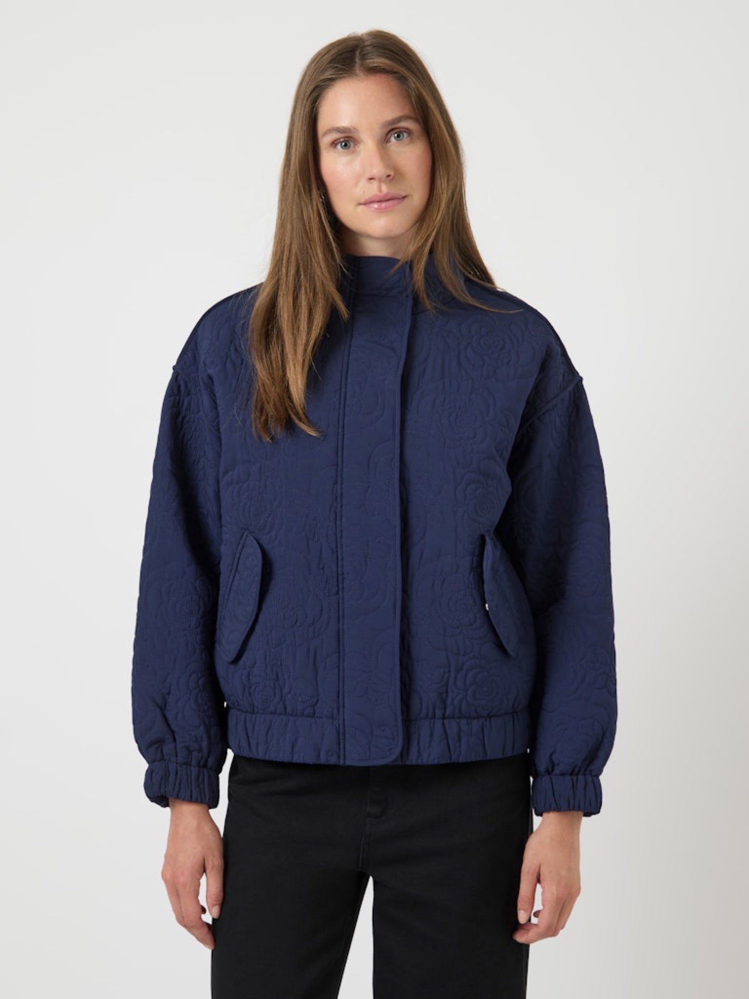 YASFIPURA Veste matelassée Navy Blazer – YAS | Appart 17