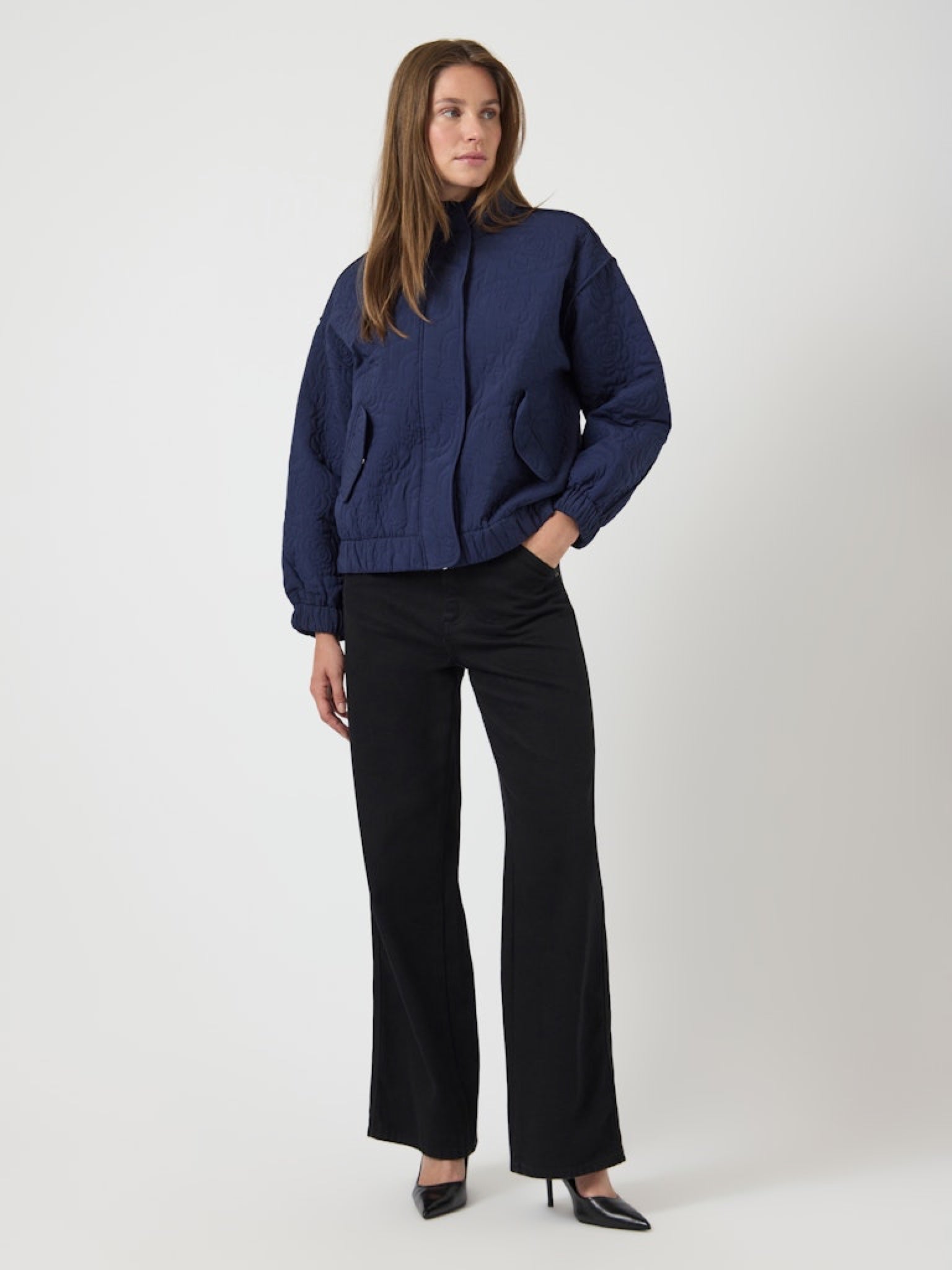 YASFIPURA Veste matelassée Navy Blazer – YAS | Appart 17