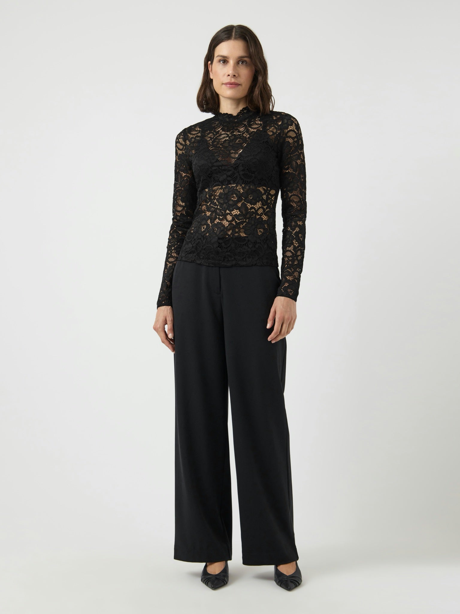 YASLACEY Top en dentelle manches longues Black – YAS | Appart 17