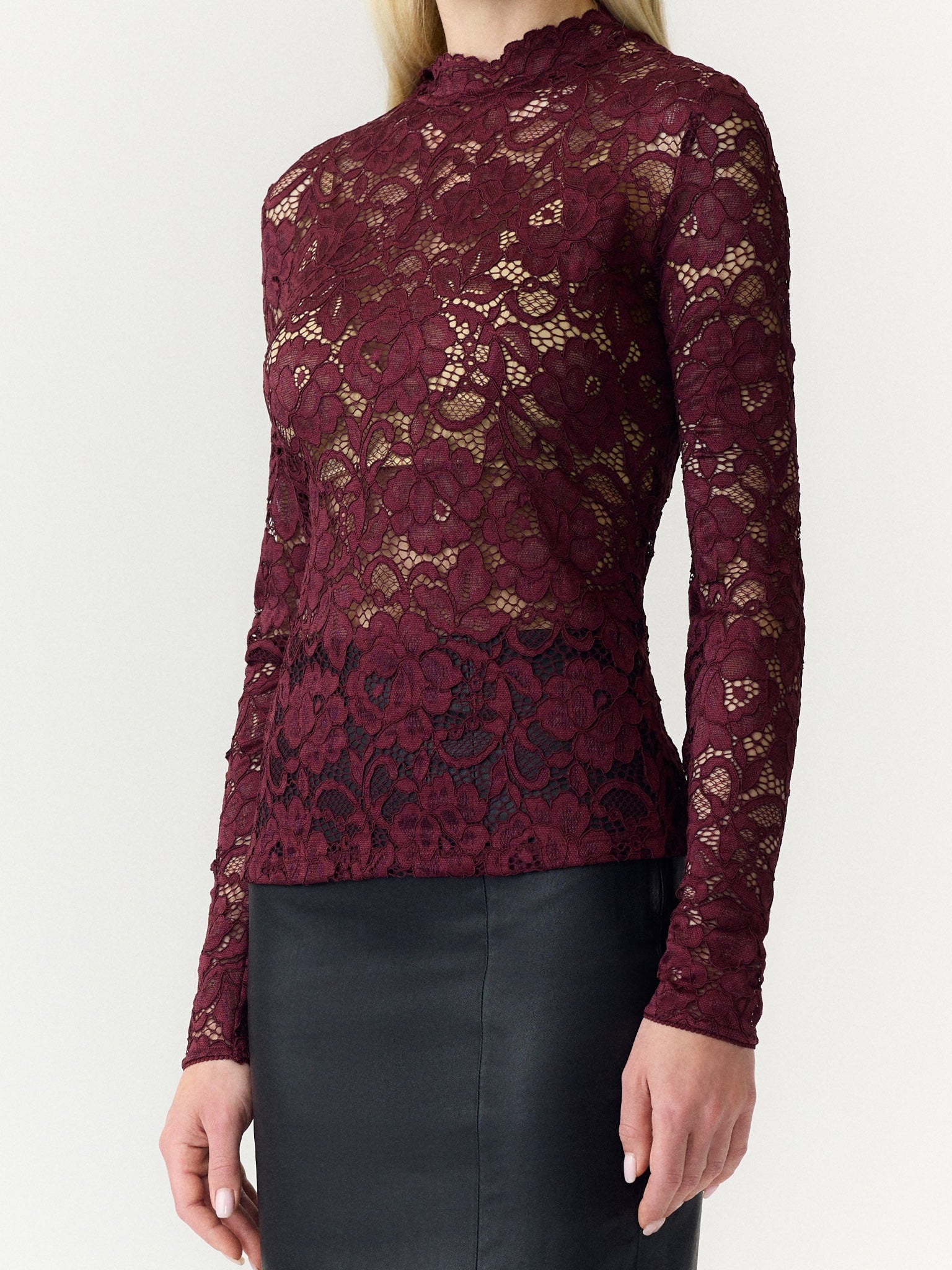 YASLACEY Top en dentelle manches longues Port Royale – YAS | Appart 17