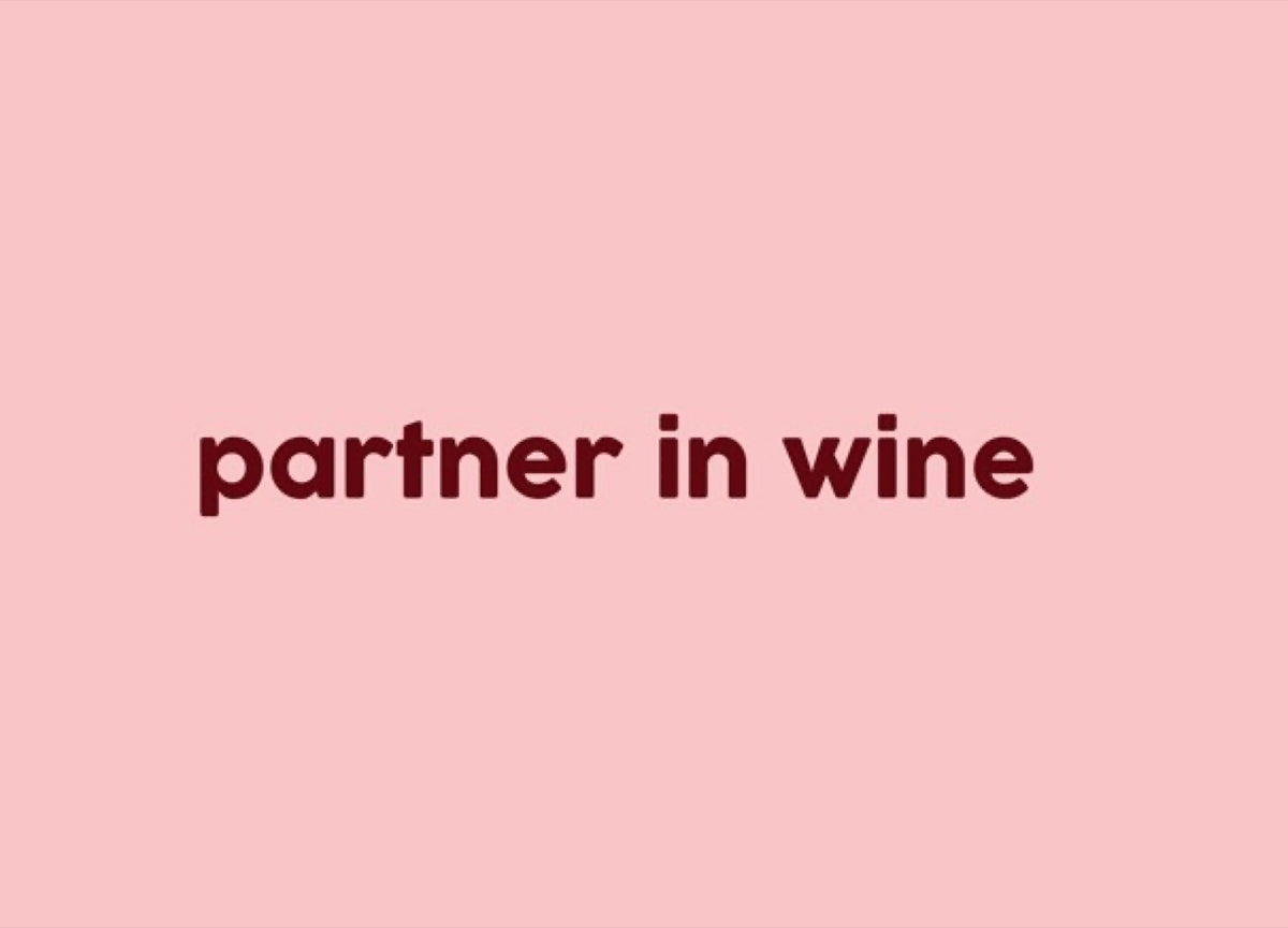 Félicie Aussi Carte animée 3D « Partner in crime / partner in wine » — Felicie Aussi — Partner in crime / partner in wine — vue 2 2 | Appart 17 Bruxelles