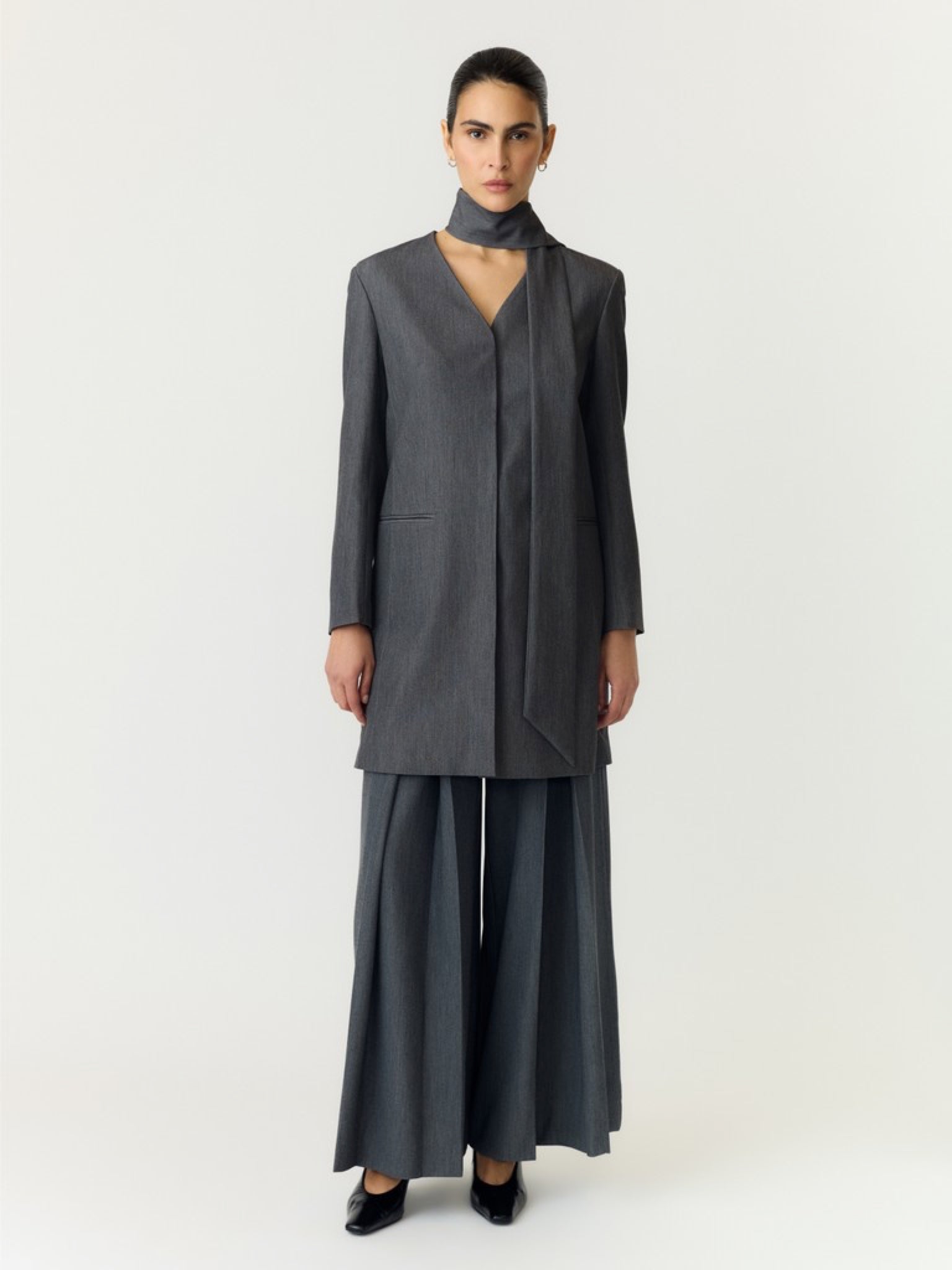 YASINVA Robe courte à foulard — Gris chiné — vue 7