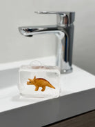 Savon surprise à figurine animal — Ludi Soap — Tricératops — autre vue 2 | Appart 17 Bruxelles