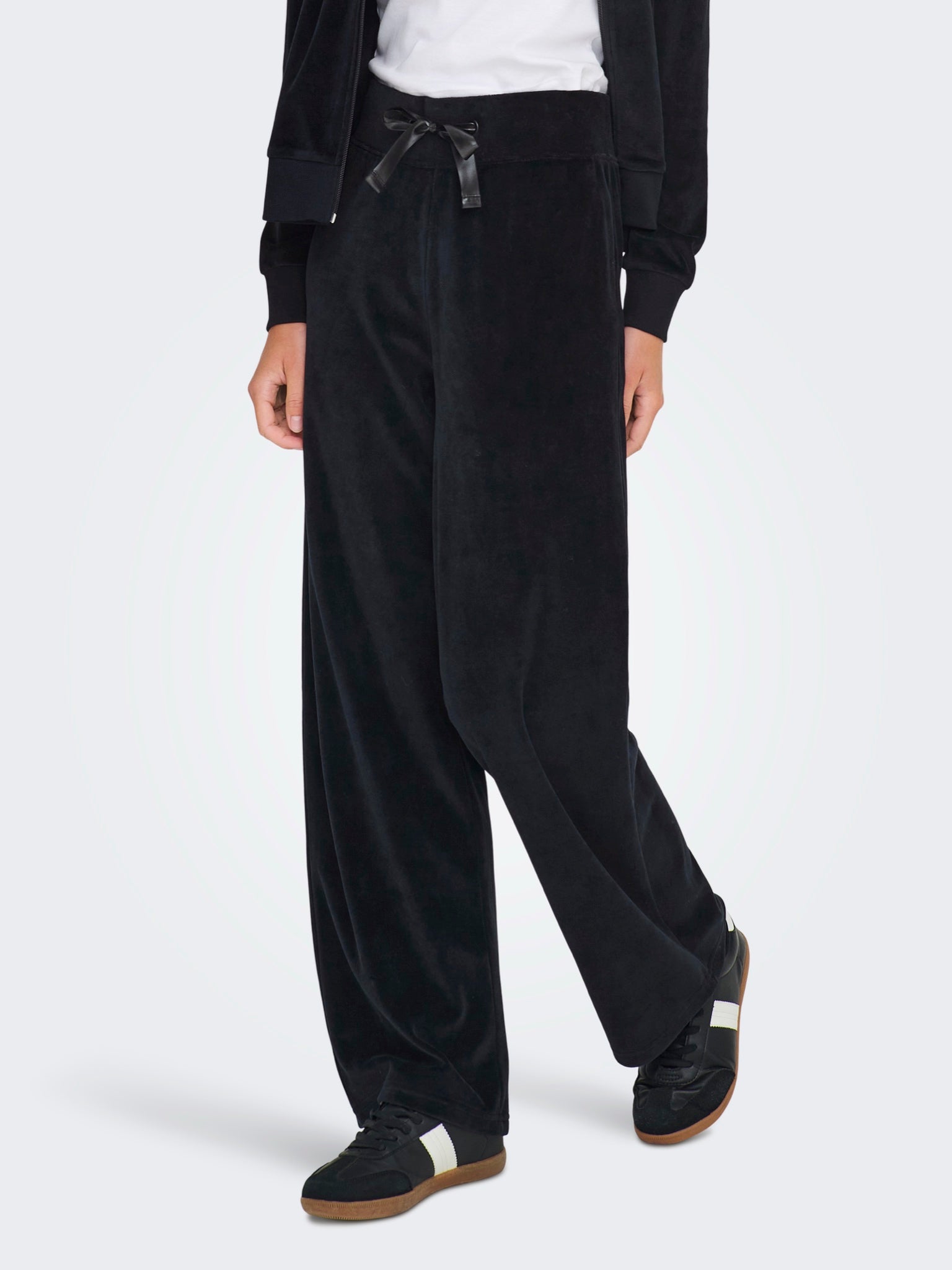 JDYVIDA Pantalon jogging en velours — Noir — vue 5