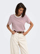 JDYPISA T-shirt col rond en coton bio à imprimé — JDY — Cloud Dancer / New Stripe Windsor Wine Gold — porté, vue de face | Appart 17 Bruxelles