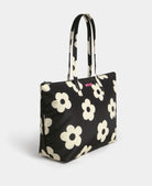 SHOPPER Grand cabas matelassé en polyester recyclé — Wouf — Night Daisy — packshot, vue de côté 4 | Appart 17 Bruxelles
