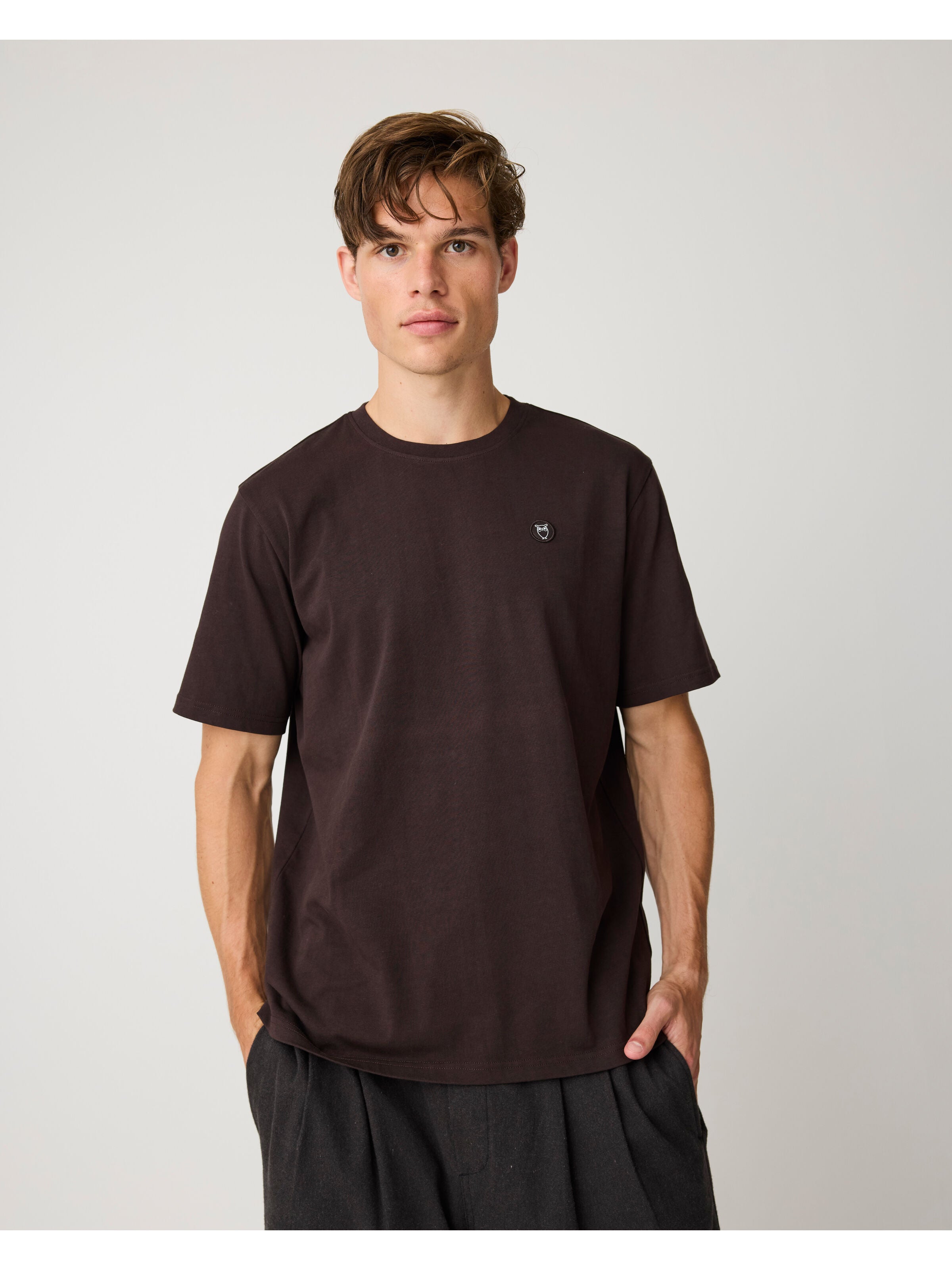 T-shirt Badge Core Chocolate Torte Appart17