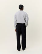 Half Buttoned Sweatshirt à patte boutonnée — Les Deux — Grey Melange — porté, de dos 3 | Appart 17 Bruxelles