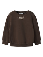 NMMNILAS Sweat « Good Vibes » garçon — name it — Chocolate Brown — vue de face | Appart 17 Bruxelles