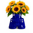 Vase Salopette en céramique bleue — Upside Stories — Bleu — mise en situation 2 | Appart 17 Bruxelles