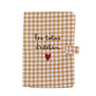 Protège carnet de santé en gaze de coton brodé — Atelier Wagram — Vichy « Amour » — autre vue 3 | Appart 17 Bruxelles