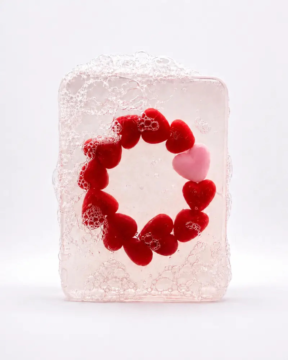 Savon surprise bracelet de perles Gaga × Ludi Soap — Ludi Soap — Rouge — packshot | Appart 17 Bruxelles