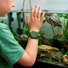 Montre slap enfant Time Pals — Mava Design — Tortue — packshot | Appart 17 Bruxelles