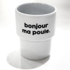 Félicie Aussi Gobelet « Bonjour ma poule » en porcelaine — Felicie Aussi — Bonjour ma poule — photo produit | Appart 17 Bruxelles