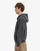 Colorful Standard Organic Oversized Zip Hood Sweat zippé à capuche — Colorful Standard — Faded Black — porté de profil 3 | Appart 17 Bruxelles