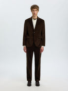 SLMREG-ENZO Blazer en velours côtelé de coton bio — Selected Homme — Delicioso — porté, en costume 2 | Appart 17 Bruxelles