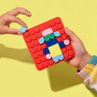 Silipop Pocket, jeu de mosaïque en silicone — SuperPetit — Rouge — packshot | Appart 17 Bruxelles