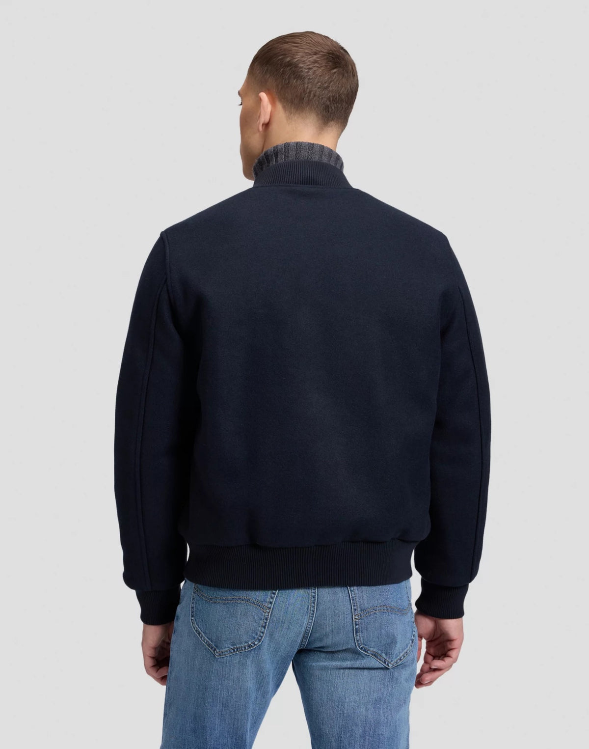WOOL BOMBER Blouson zippé en laine mélangée, bords-côtes — Lee — Black — porté, de dos 2 | Appart 17 Bruxelles
