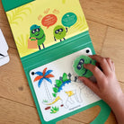 Drawing Kit, mallette de coloriage réutilisable — SuperPetit — Dino — autre vue 4 | Appart 17 Bruxelles