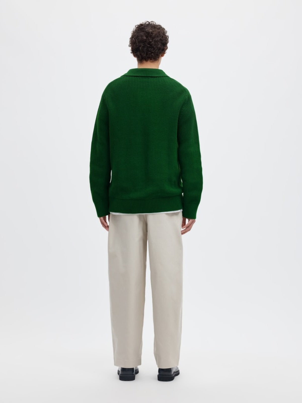 SLMPIM Pull col rond en maille côtelée à manches raglan — Selected Homme — Formal Garden — porté, de dos 4 | Appart 17 Bruxelles