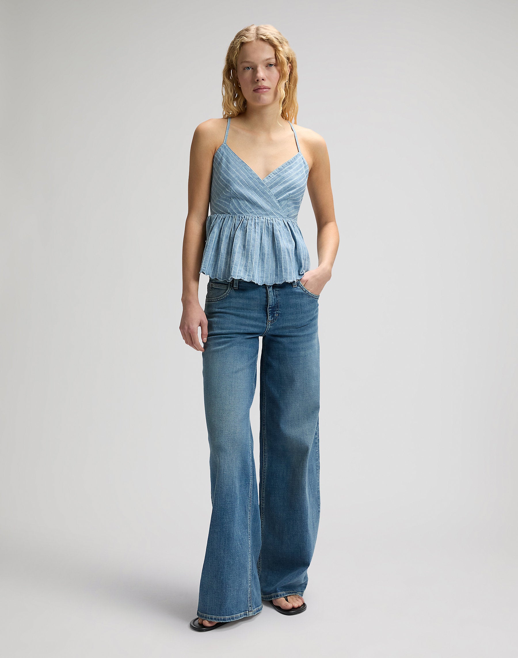 Top peplum Lee à fines bretelles Indigo Stripe — Femme Appart17